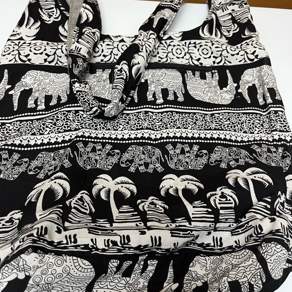 African print black and white - Picture 3 of 3